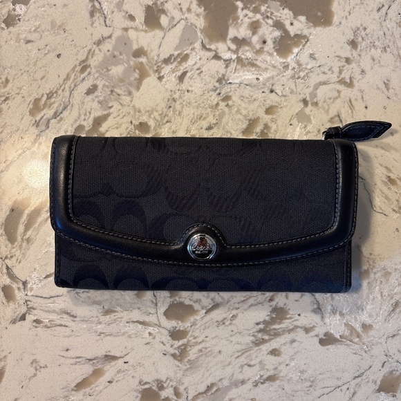Women’s Coach Signature Black Canvas Tri Fold Wallet Cards ID Travel - Picture 1 of 6